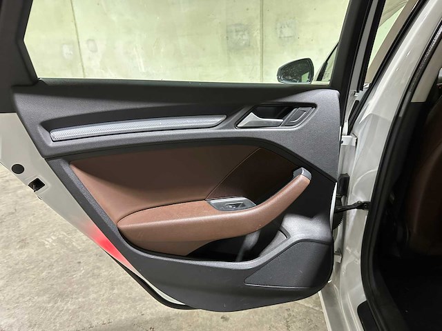 Audi a3 limousine 1.4 tfsi cod ambiente pro line plus 150pk 2015, 5-zfd-12 - afbeelding 21 van  44