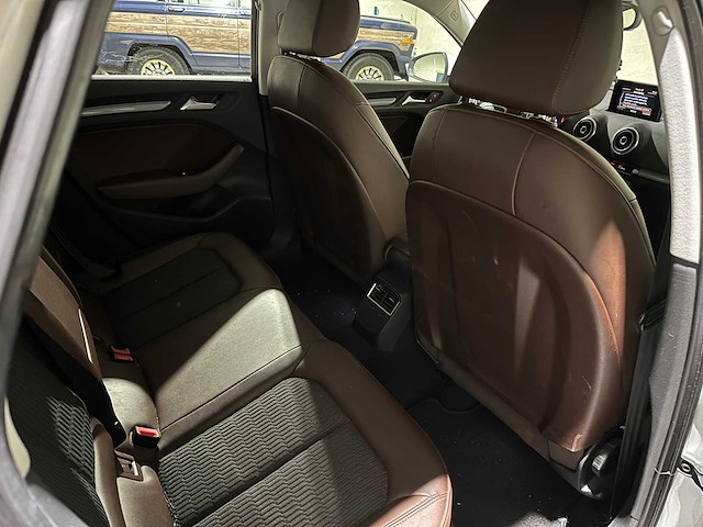 Audi a3 limousine 1.4 tfsi cod ambiente pro line plus 150pk 2015, 5-zfd-12 - afbeelding 24 van  44