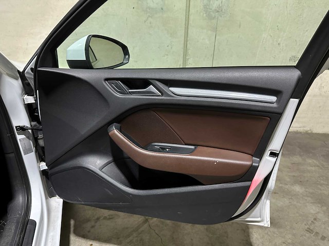 Audi a3 limousine 1.4 tfsi cod ambiente pro line plus 150pk 2015, 5-zfd-12 - afbeelding 25 van  44