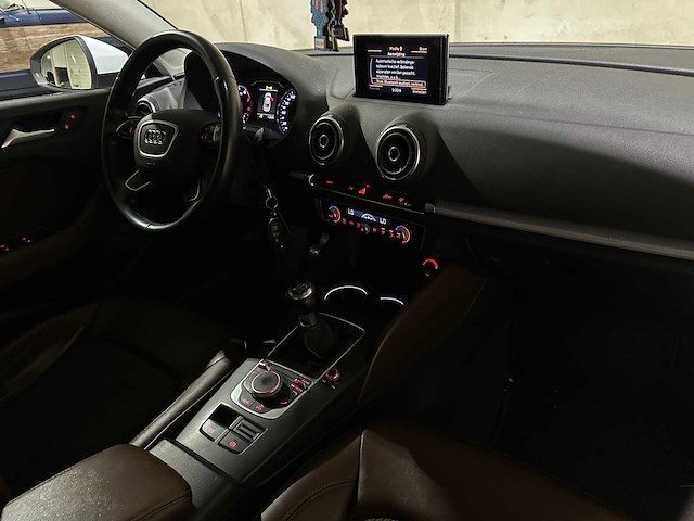 Audi a3 limousine 1.4 tfsi cod ambiente pro line plus 150pk 2015, 5-zfd-12 - afbeelding 26 van  44
