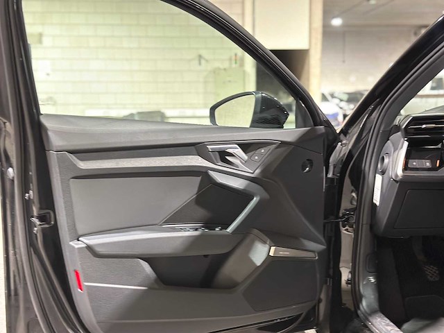 Audi a3 limousine 30 tfsi s edition 110pk 2021, z-259-rt - afbeelding 29 van  47