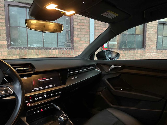 Audi a3 limousine 30 tfsi s edition 110pk 2021, z-259-rt - afbeelding 34 van  42