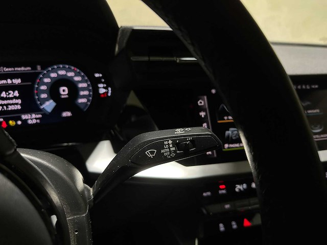 Audi a3 limousine 35 tfsi pro line 150pk 2023 (origineel-nl + 1e eigenaar), x-645-jf - afbeelding 17 van  39