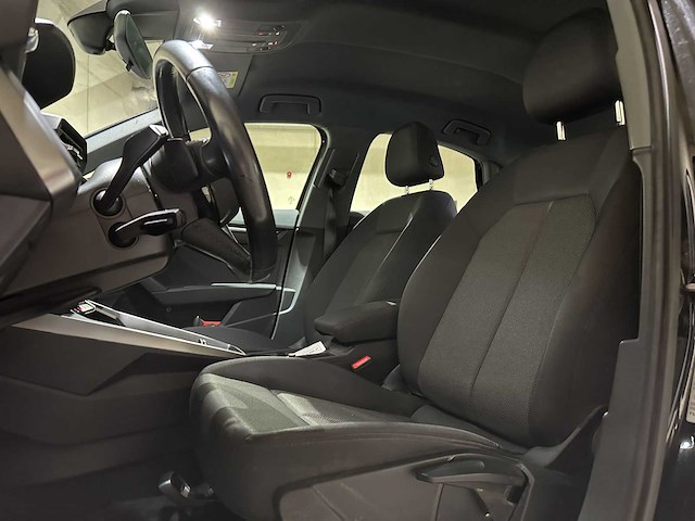 Audi a3 limousine 35 tfsi pro line 150pk 2023 (origineel-nl + 1e eigenaar), x-645-jf - afbeelding 24 van  39