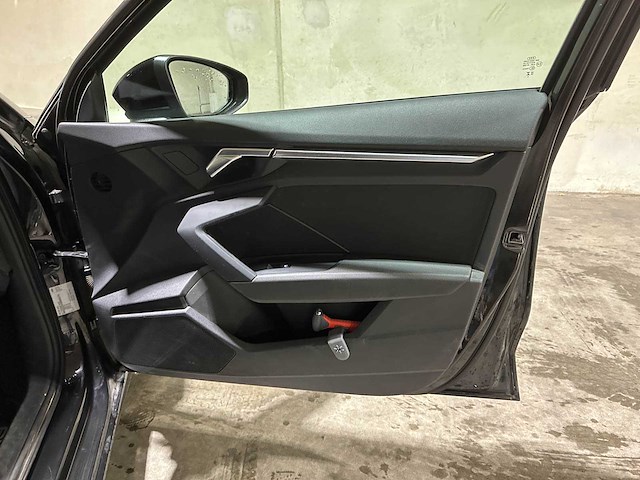 Audi a3 limousine 35 tfsi pro line 150pk 2023 (origineel-nl + 1e eigenaar), x-645-jf - afbeelding 30 van  39
