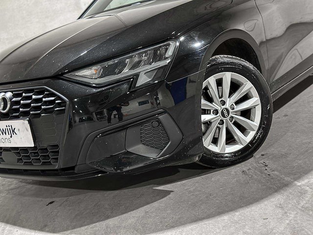 Audi a3 limousine 35 tfsi pro line 150pk 2023 (origineel-nl + 1e eigenaar), x-645-jf - afbeelding 34 van  39