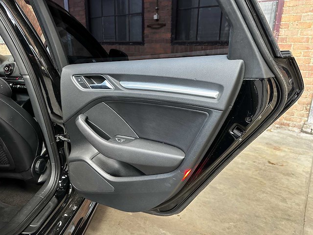 Audi a3 (rs3-look) 1.8 tfsi 250pk 2015, g-248-dp - afbeelding 12 van  42