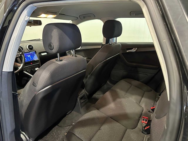 Audi a3 sportback 1.2 tfsi amb. pl.s. n-417-kx - afbeelding 2 van  24