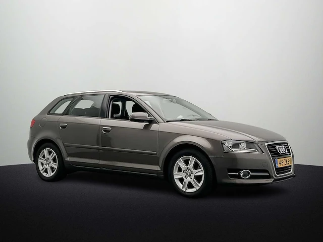 Audi a3 sportback 1.2 tfsi ambiente pro line 2013 | 48-zkb-7 - afbeelding 2 van  46