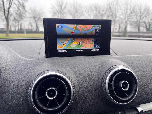 Audi a3 sportback 1.2 tfsi ambition sport edition automaat; hr-384-b - afbeelding 2 van  17