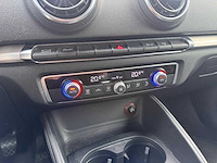 Audi a3 sportback 1.2 tfsi ambition sport edition automaat; hr-384-b - afbeelding 7 van  17