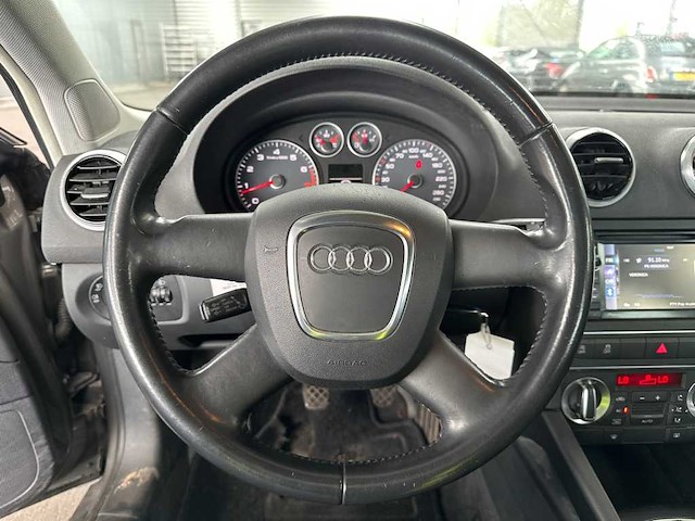 Audi a3 sportback 1.2 tfsi attr. pl b ; 90-xkn-4 - afbeelding 13 van  15