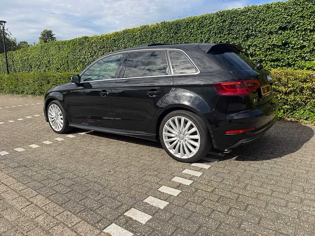 Audi a3 sportback 1.4 e-tron amb. pl+ *, kk-588-x - afbeelding 6 van  31