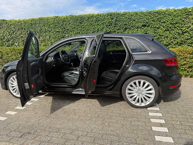 Audi a3 sportback 1.4 e-tron amb. pl+ *, kk-588-x - afbeelding 15 van  31