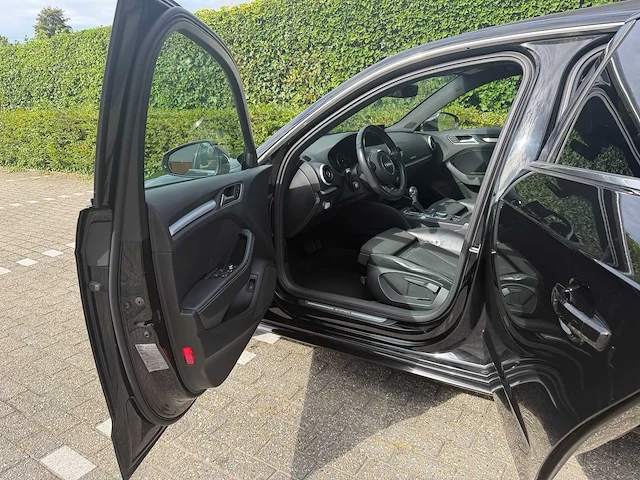 Audi a3 sportback 1.4 e-tron amb. pl+ *, kk-588-x - afbeelding 16 van  31