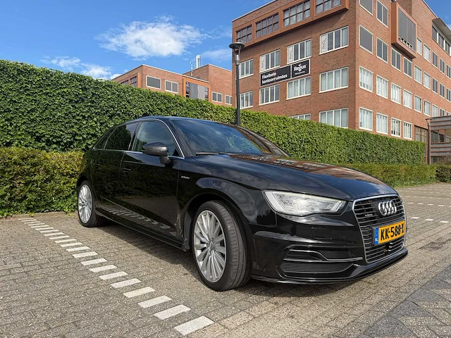 Audi a3 sportback 1.4 e-tron amb. pl+ *, kk-588-x - afbeelding 23 van  31