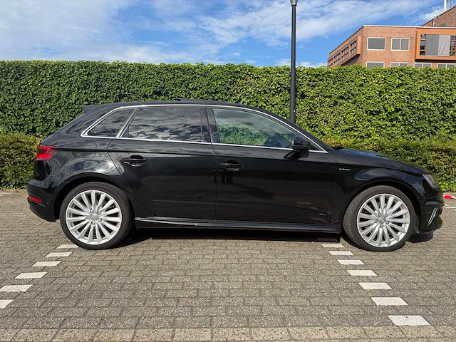 Audi a3 sportback 1.4 e-tron amb. pl+ *, kk-588-x - afbeelding 29 van  31