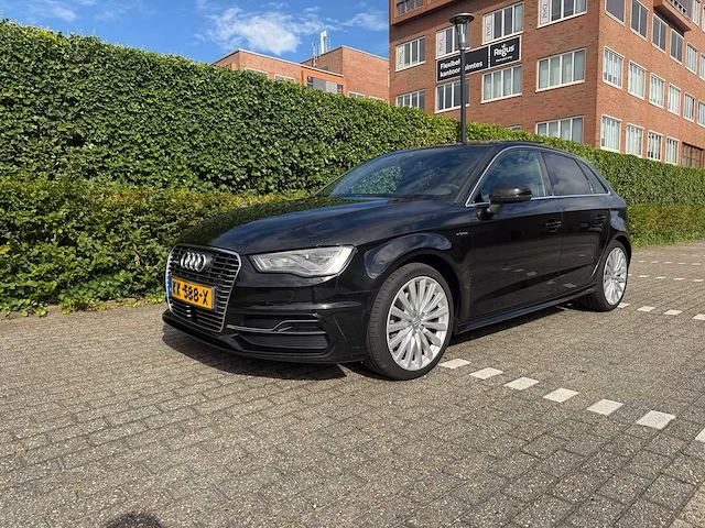 Audi a3 sportback 1.4 e-tron amb. pl+ *, kk-588-x - afbeelding 31 van  31