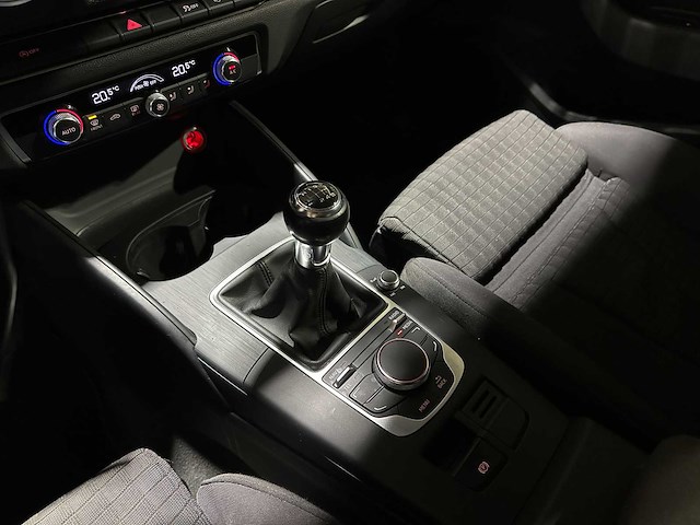 Audi a3 sportback 1.4 tfsi ambition pro line 122pk 2013 (origineel-nl), 2-kfl-88 - afbeelding 26 van  41