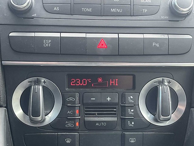 Audi a3 sportback 1.4 tfsi attraction 2009 | 01-70-28 i - afbeelding 9 van  22