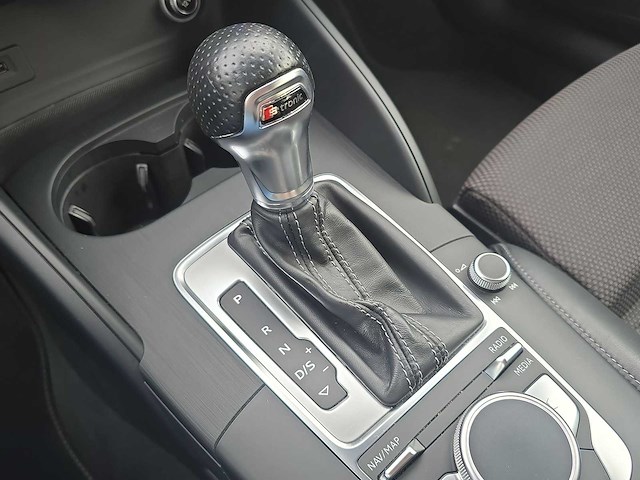 Audi a3 sportback 1.4 tfsi cod sport s line edition 2017 | h-286-sh - afbeelding 15 van  28