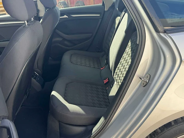 Audi a3 sportback 1.6 tdi ambit. pl+, l-102-vp - afbeelding 11 van  11