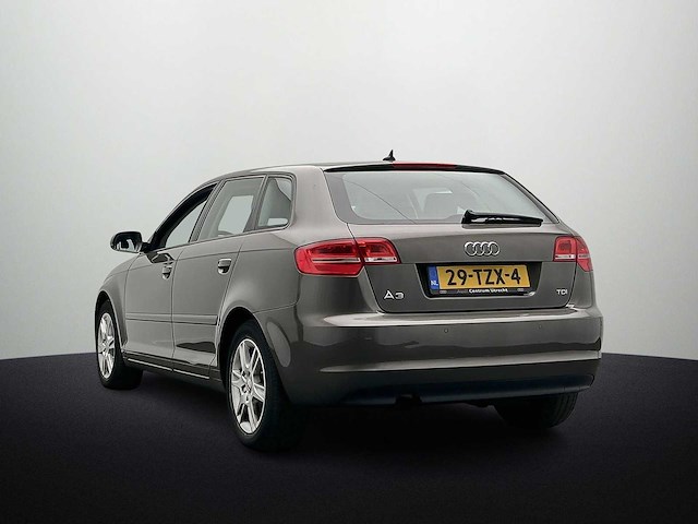 Audi a3 sportback 1.6 tdi attraction advance 2012 | 29-tzx-4 - afbeelding 2 van  35