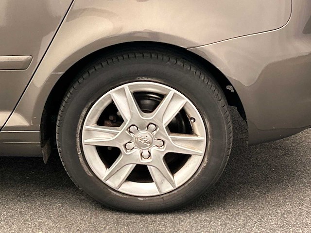 Audi a3 sportback 1.6 tdi attraction advance 2012 | 29-tzx-4 - afbeelding 30 van  35
