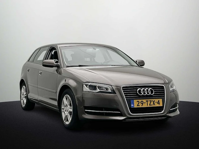 Audi a3 sportback 1.6 tdi attraction advance 2012 | 29-tzx-4 - afbeelding 23 van  35