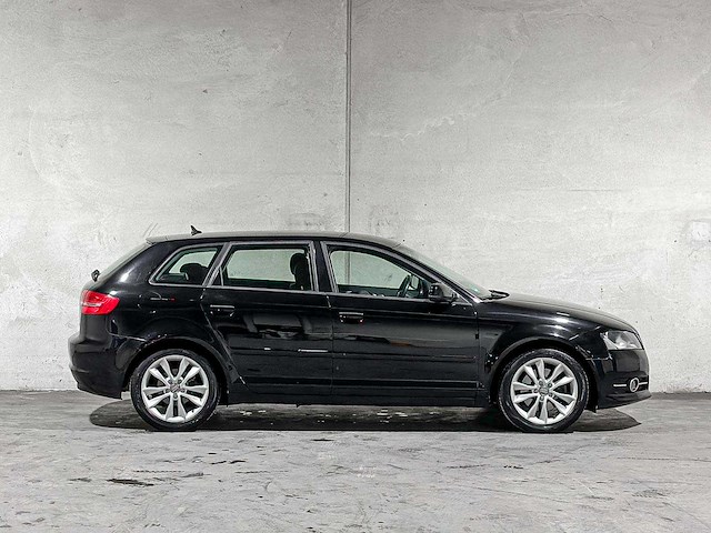 Audi a3 sportback 1.8 tfsi quattro ambition business edition 160pk 2011 (origineel-nl), 04-rbv-3 - afbeelding 32 van  32