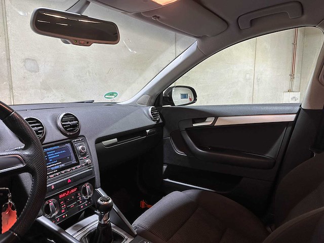 Audi a3 sportback 1.8 tfsi quattro ambition business edition 160pk 2011 (origineel-nl), 04-rbv-3 - afbeelding 20 van  29