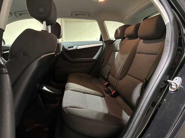 Audi a3 sportback 1.8 tfsi quattro ambition business edition 160pk 2011 (origineel-nl), 04-rbv-3 - afbeelding 20 van  31