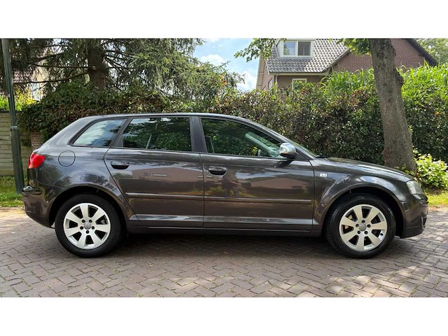 Audi a3 sportback 2.0 fsi attraction 2006 - afbeelding 7 van  10