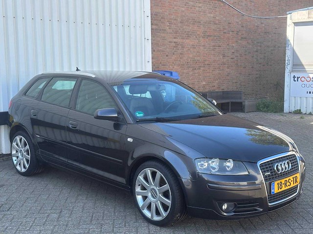 Audi a3 sportback 2.0 tfsi q.ambition ,18-rs-tr - afbeelding 7 van  13