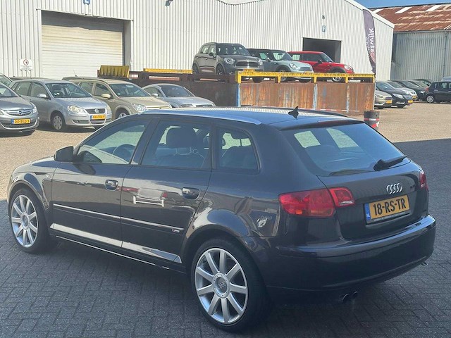 Audi a3 sportback 2.0 tfsi q.ambition ,18-rs-tr - afbeelding 13 van  13