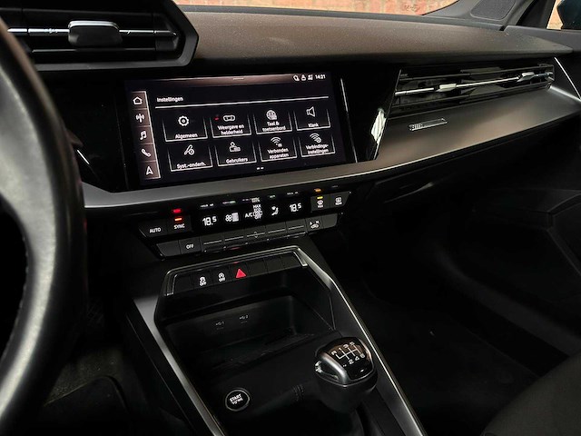Audi a3 sportback 30 tfsi pro line 110pk 2022 (origineel-nl), r-053-sl - afbeelding 19 van  40