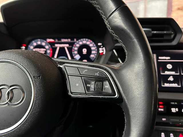 Audi a3 sportback 30 tfsi pro line 110pk 2022 (origineel-nl), r-053-sl - afbeelding 14 van  41