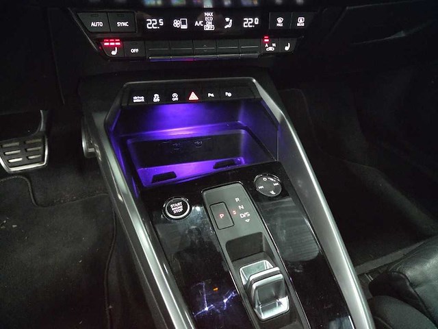 Audi a3 sportback 35 tfsi s edition 2020 | l-107-st - afbeelding 13 van  20