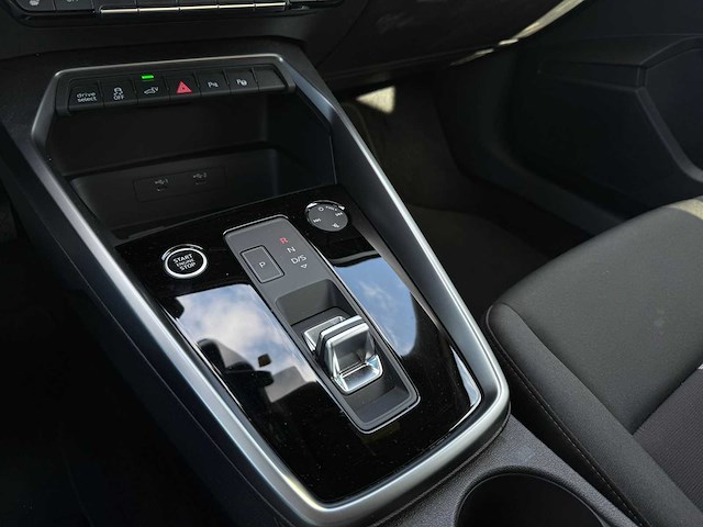 Audi a3 sportback 40 tfsi e bns edit ; p-931-gv - afbeelding 9 van  24