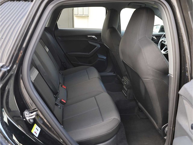 Audi a3 sportback 45 tfsi e s edition competition s-line 245pk automaat 2022 - afbeelding 22 van  32