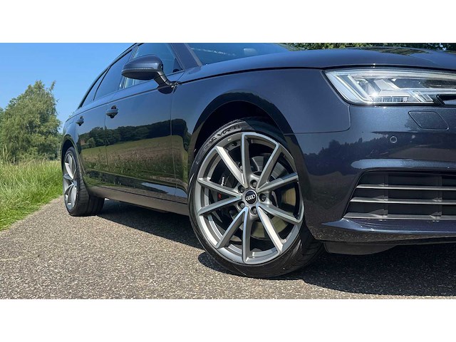 Audi a4 2.0 tfsi quattro mhev 252pk s tronic 2017 personenauto - afbeelding 18 van  24