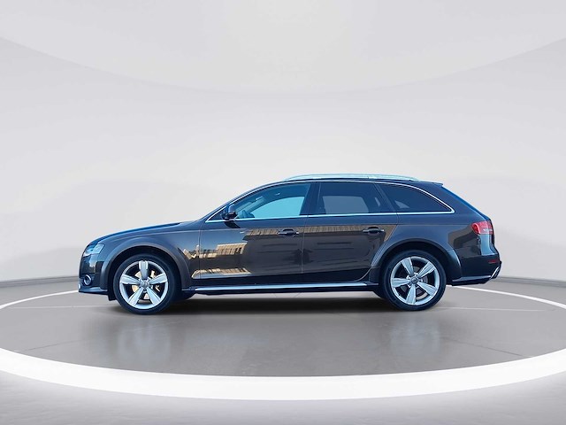 Audi a4 allroad quattro 2.0 tdi pro line 2009 | 9-zrr-46 - afbeelding 32 van  33