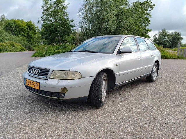 Audi a4 avant 1.6 advance , 92-df-zp - afbeelding 1 van  9