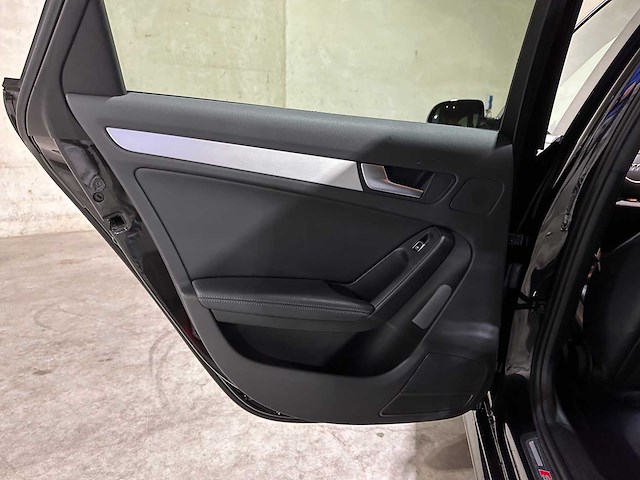 Audi a4 avant 1.8 tfsi automaat s edition 170pk 2015, 4-zrd-12 - afbeelding 25 van  39