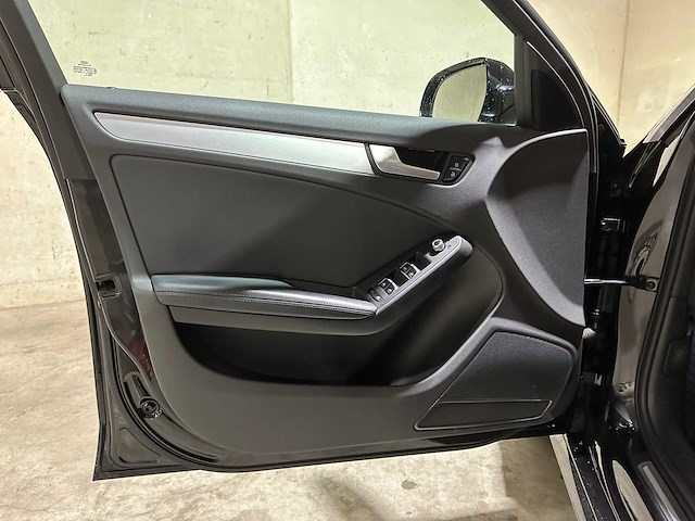 Audi a4 avant 1.8 tfsi automaat s edition 170pk 2015, 4-zrd-12 - afbeelding 22 van  39