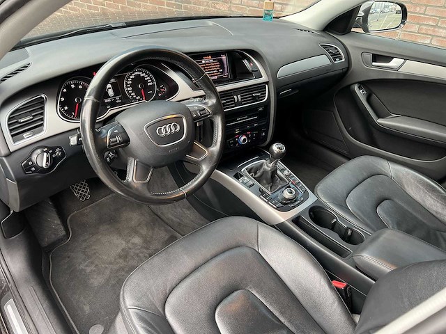 Audi a4 avant 1.8 tfsi pro line 2012 | l-503-ff i - afbeelding 28 van  31