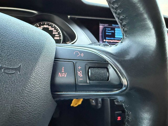 Audi a4 avant 1.8 tfsi pro line business automaat; 13-xbj-1 - afbeelding 4 van  18