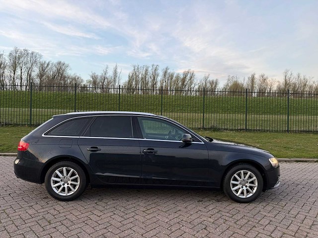 Audi a4 avant 1.8 tfsi pro line business automaat; 13-xbj-1 - afbeelding 10 van  12
