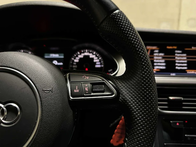 Audi a4 avant 1.8 tfsi s edition 120pk 2013 (origineel-nl), 26-zrp-1 - afbeelding 15 van  50