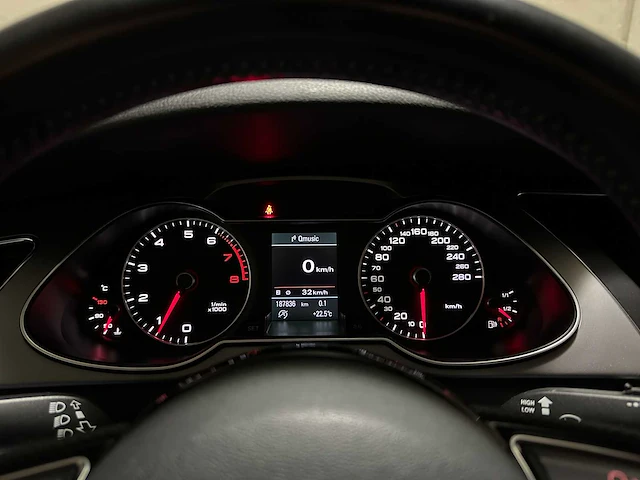 Audi a4 avant 1.8 tfsi s edition 120pk 2013 (origineel-nl), 26-zrp-1 - afbeelding 18 van  50